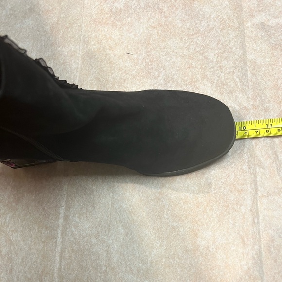 NWOT- Faux Suede Lace Ankle Boots (US 7) - Picture 10 of 11